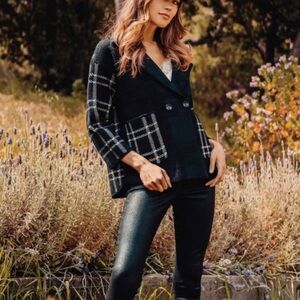 Kut from the Kloth Azelea sweater coat medium